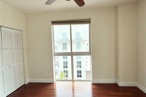 Купить кондоминиум в Майами, Флорида 2 спальни, 81.94м2, № 2168108 - фото 13