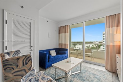 Condo in Miami Beach, Florida  № 1934543 - photo 4