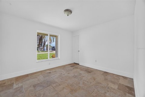 House in Fort Myers, Florida 3 bedrooms, 151.06 sq.m. № 2266695 - photo 27