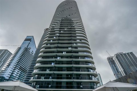 Condo in Miami, Florida, 1 bedroom № 1935084 - photo 20