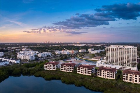 Condominio en venta en Tampa, Florida, 2 dormitorios, 217.76 m2 № 2225524 - foto 6