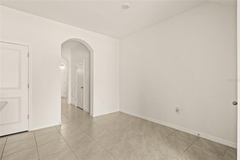 Townhouse in Wesley Chapel, Florida 3 bedrooms, 155.43 sq.m. № 1508105 - photo 17