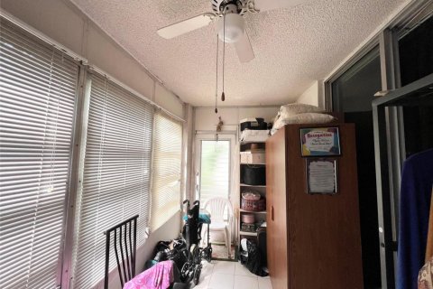 Condominio en venta en Lauderdale Lakes, Florida, 2 dormitorios, 89.19 m2 № 2084485 - foto 13