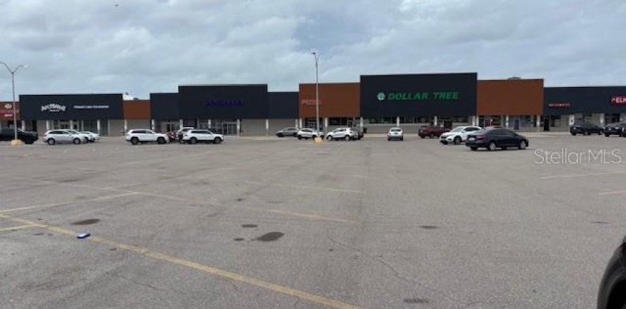 Propiedad comercial en Bradenton, Florida № 1434332