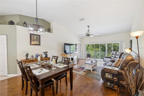 Condominio en venta en Bradenton, Florida, 2 dormitorios, 129.88 m2 № 1765752 - foto 2