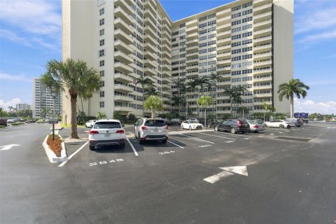 Copropriété à vendre à Fort Lauderdale, Floride: 1 chambre, 74.32 m2 № 2426053 - photo 24