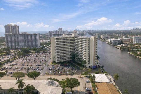 Copropriété à vendre à Fort Lauderdale, Floride: 1 chambre, 74.32 m2 № 2426053 - photo 30