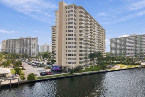 Copropriété à vendre à Fort Lauderdale, Floride: 1 chambre, 74.32 m2 № 2426053 - photo 26