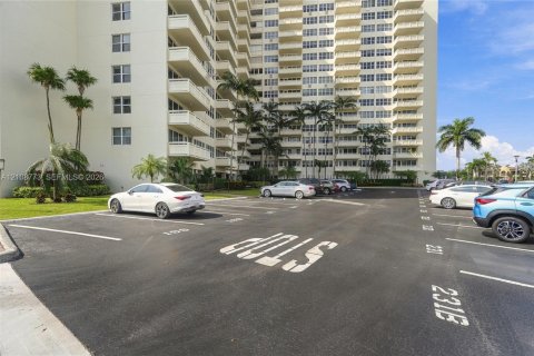 Copropriété à vendre à Fort Lauderdale, Floride: 1 chambre, 74.32 m2 № 2426053 - photo 25