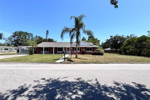 House in Bradenton, Florida 4 bedrooms, 338.54 sq.m. № 1746689 - photo 2