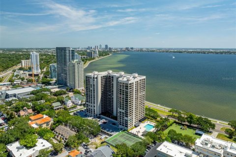 Copropriété à vendre à Tampa, Floride: 3 chambres, 185.43 m2 № 1898682 - photo 1