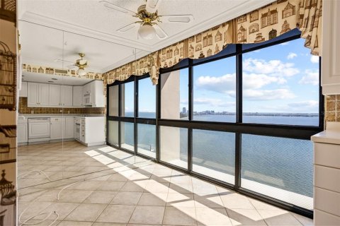 Copropriété à vendre à Tampa, Floride: 3 chambres, 185.43 m2 № 1898682 - photo 11