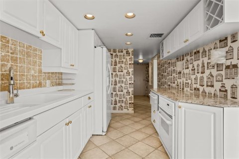 Copropriété à vendre à Tampa, Floride: 3 chambres, 185.43 m2 № 1898682 - photo 14