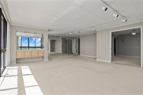 Copropriété à vendre à Tampa, Floride: 3 chambres, 185.43 m2 № 1898682 - photo 9
