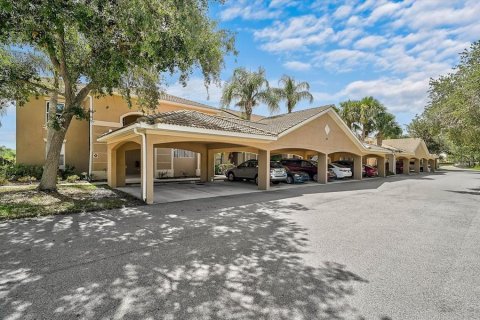 Copropriété à vendre à Bradenton, Floride: 2 chambres, 122.26 m2 № 2149416 - photo 3
