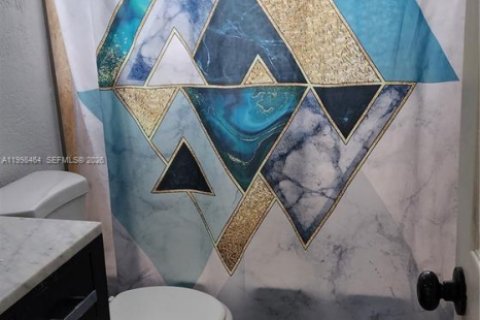 Купить виллу или дом в Хайалиа, Флорида 4 спальни, 183.02м2, № 2060853 - фото 13