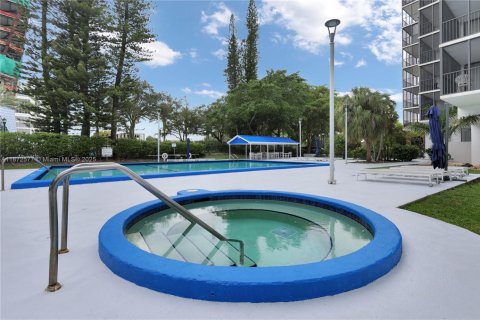 Copropriété à louer à Aventura, Floride: 1 chambre, 84.82 m2 № 1931373 - photo 7