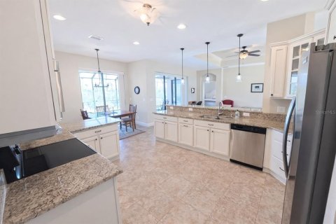 House in Placida, Florida 3 bedrooms, 166.11 sq.m. № 2196342 - photo 12