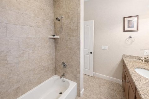 House in Placida, Florida 3 bedrooms, 166.11 sq.m. № 2196342 - photo 26