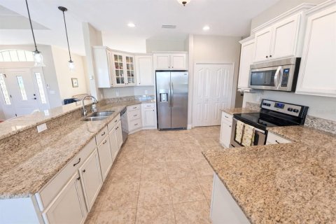 House in Placida, Florida 3 bedrooms, 166.11 sq.m. № 2196342 - photo 11