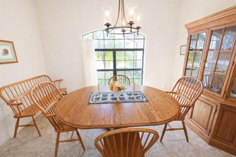 House in Placida, Florida 3 bedrooms, 166.11 sq.m. № 2196342 - photo 15