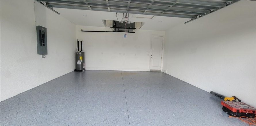 Casa en Cape Coral, Florida 4 dormitorios, 181.81 m2 № 1100118