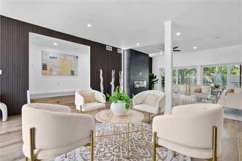 Villa ou maison à louer à Sarasota, Floride: 4 chambres, 227.61 m2 № 1816660 - photo 6