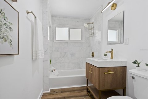 Villa ou maison à louer à Sarasota, Floride: 4 chambres, 227.61 m2 № 1816660 - photo 26