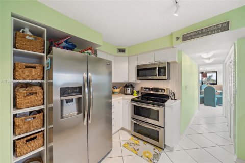 Copropriété à louer à Hutchinson Island South, Floride: 3 chambres, 170.94 m2 № 2047952 - photo 9