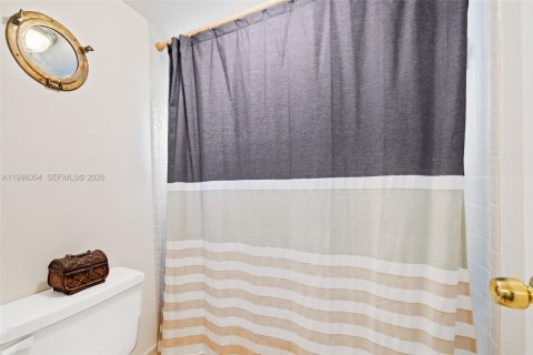 Copropriété à louer à Hutchinson Island South, Floride: 3 chambres, 170.94 m2 № 2047952 - photo 19