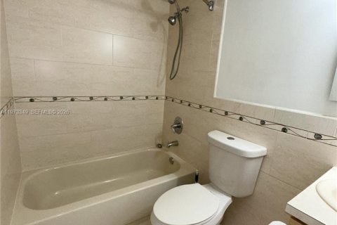 Купить кондоминиум в Майами, Флорида 2 спальни, 86.86м2, № 2033907 - фото 15