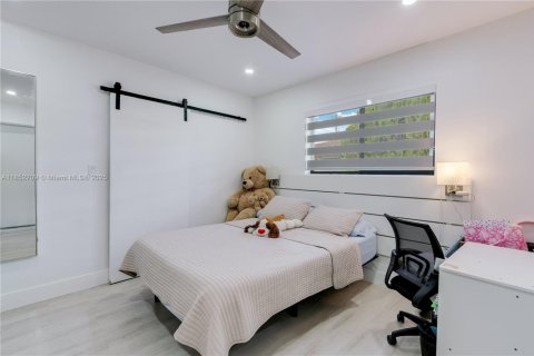 Immobilier commercial à vendre à Miami, Floride: 195.65 m2 № 2240471 - photo 21