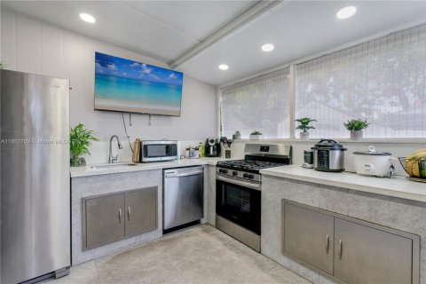 Immobilier commercial à vendre à Miami, Floride: 195.65 m2 № 2240471 - photo 26