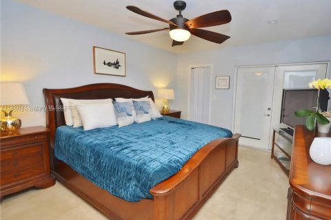 Touwnhouse à vendre à Miami Lakes, Floride: 3 chambres, 135.64 m2 № 1928429 - photo 8