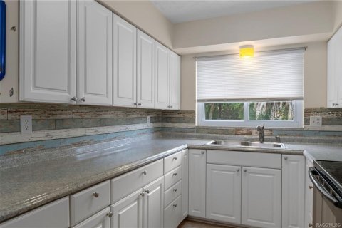 House in Inverness, Florida 2 bedrooms, 122.35 sq.m. № 1914562 - photo 14