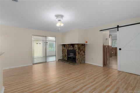 House in Inverness, Florida 2 bedrooms, 122.35 sq.m. № 1914562 - photo 8