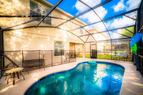 House in Haines City, Florida 4 bedrooms, 185.8 sq.m. № 1653966 - photo 6
