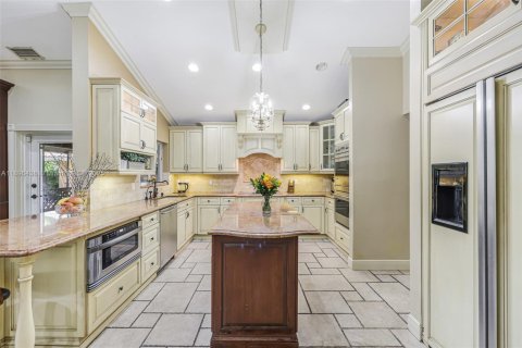 Casa en venta en Plantation, Florida, 4 dormitorios, 250.65 m2 № 1948072 - foto 15