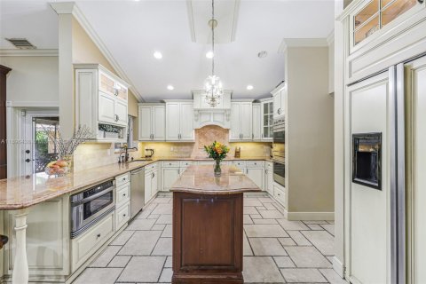 Casa en venta en Plantation, Florida, 4 dormitorios, 250.65 m2 № 1948072 - foto 16