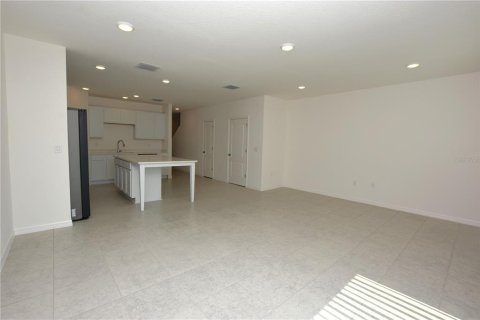 Touwnhouse à louer à Lakeland, Floride: 3 chambres, 157.38 m2 № 2425955 - photo 13