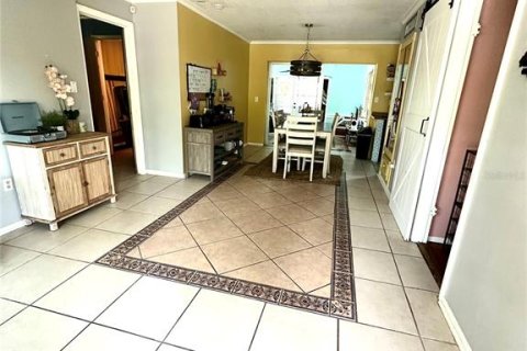 House in Orlando, Florida 3 bedrooms, 162.95 sq.m. № 1602775 - photo 2
