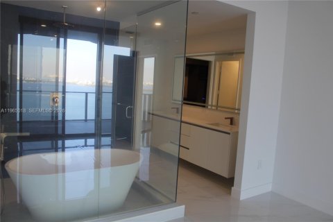 Copropriété à louer à Miami, Floride: 3 chambres № 2026454 - photo 6