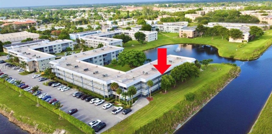 Кондоминиум с 2 спальнями в Бока-Ратон, Флорида № 1998274