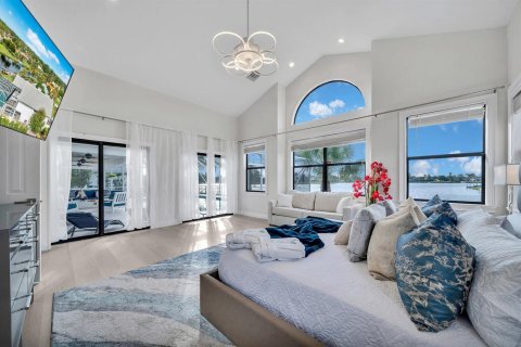House in Wellington, Florida 6 bedrooms, 329.15 sq.m. № 2188516 - photo 21