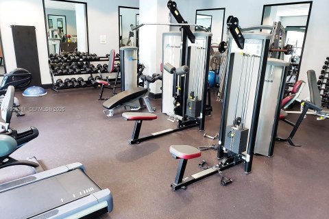 Купить кондоминиум в Майами, Флорида 1 спальня, 69.68м2, № 2023751 - фото 4