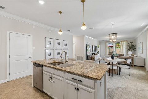 Villa ou maison à vendre à Riverview, Floride: 3 chambres, 183.11 m2 № 2431034 - photo 13
