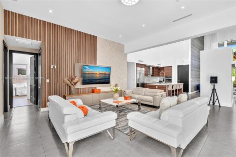 Villa ou maison à vendre à Doral, Floride: 5 chambres, 337.98 m2 № 1979433 - photo 24