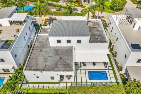 Villa ou maison à vendre à Doral, Floride: 5 chambres, 337.98 m2 № 1979433 - photo 5