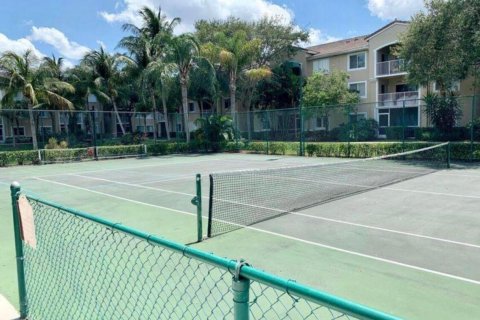 Copropriété à louer à Tequesta, Floride: 2 chambres, 92.07 m2 № 1100660 - photo 1