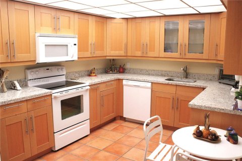 Condominio en venta en Weston, Florida, 2 dormitorios, 114.73 m2 № 1939842 - foto 4